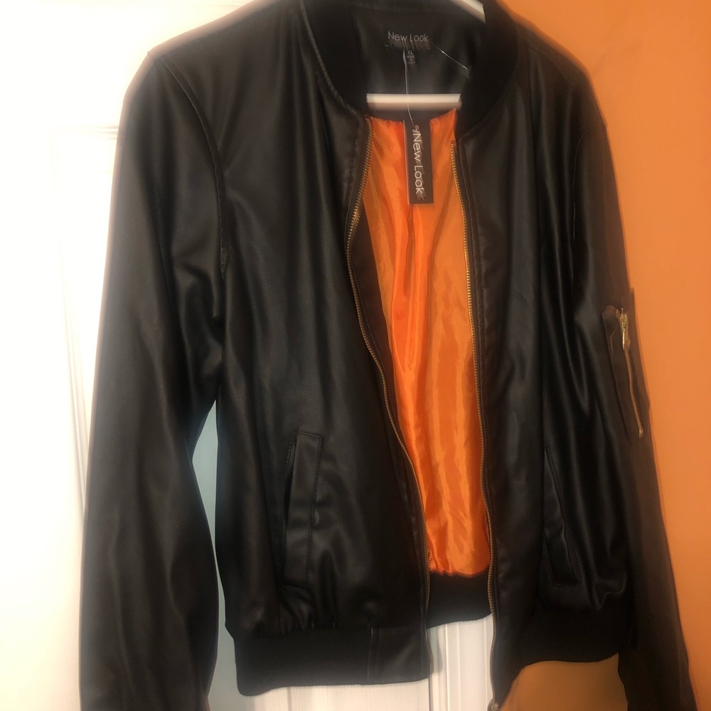 Bomber jacket